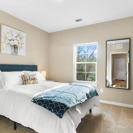 Elegant 1Br/1Ba Condo With Pool, Gym And Laundry Melbourne Dış mekan fotoğraf