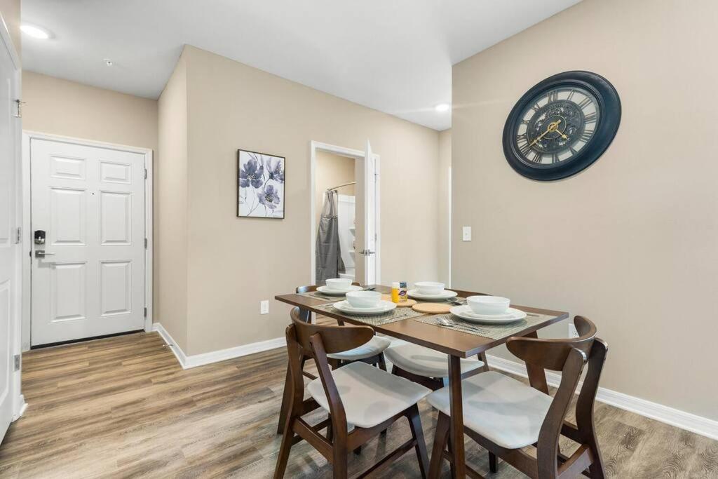 Elegant 1Br/1Ba Condo With Pool, Gym And Laundry Melbourne Dış mekan fotoğraf
