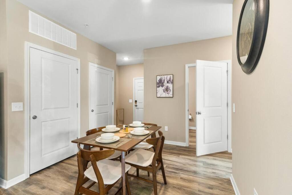 Elegant 1Br/1Ba Condo With Pool, Gym And Laundry Melbourne Dış mekan fotoğraf