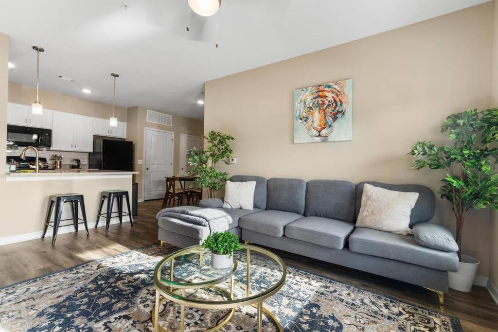 Elegant 1Br/1Ba Condo With Pool, Gym And Laundry Melbourne Dış mekan fotoğraf
